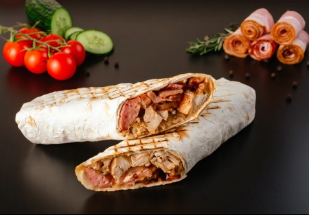 Много мяса